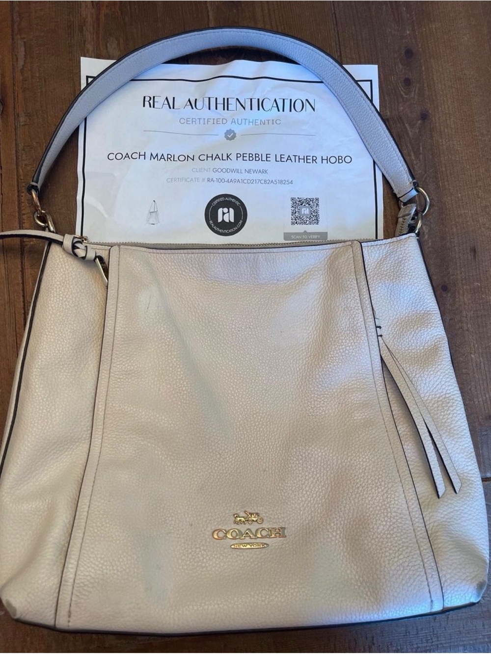 Coach Marlon Hobo Bag Cream Chalk Pebbled Leather Crossbody COA Auth